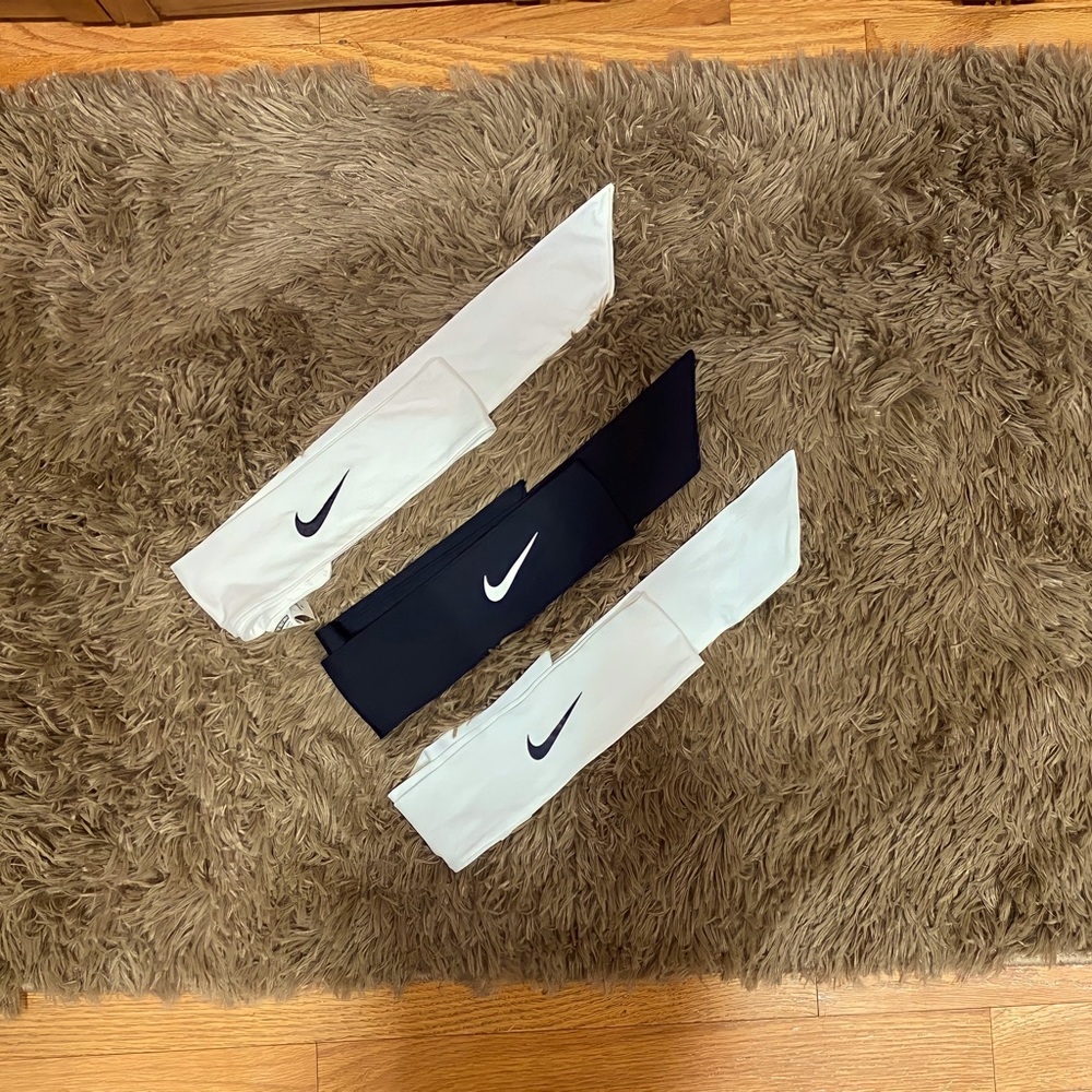 Nike Headbands: 3 pack